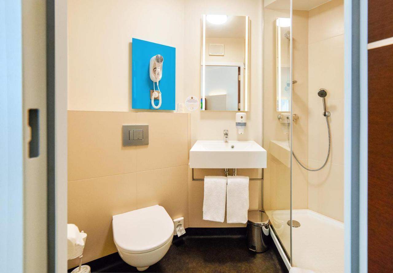 B&B Hotel Katowice Centrum ภายนอก รูปภาพ